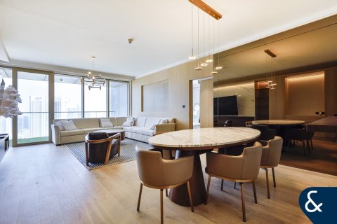 Apartment in Downtown Dubai (Downtown Burj Dubai), Dubai 3 bedrooms, 195 sq.m. № 76576 - photo 3