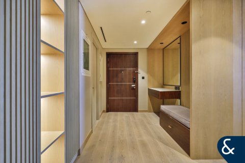 Apartment in Downtown Dubai (Downtown Burj Dubai), Dubai 3 bedrooms, 195 sq.m. № 76576 - photo 4