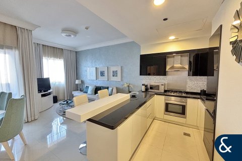Apartment in Downtown Dubai (Downtown Burj Dubai), Dubai 1 bedroom, 81 sq.m. № 76577 - photo 4