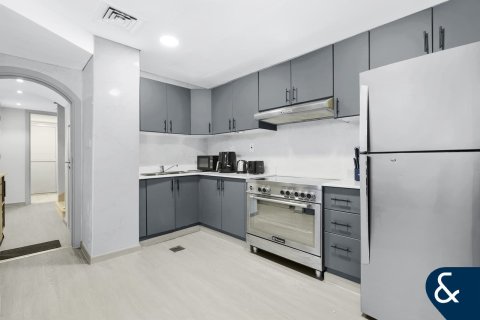 Villa in Springs 10, The Springs, Dubai 2 bedrooms, 207 sq.m. № 76581 - photo 7