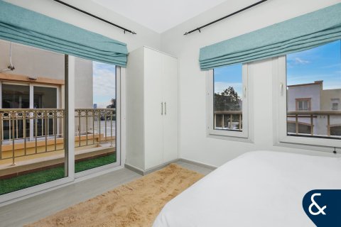 Villa in Springs 10, The Springs, Dubai 2 bedrooms, 207 sq.m. № 76581 - photo 11