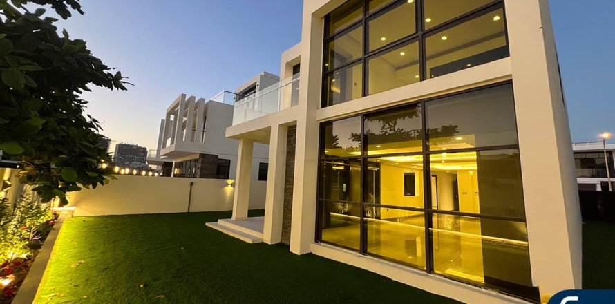 Villa à DAMAC Hills (Akoya by DAMAC), Dubai, 5 chambres, 311 m², № 76582