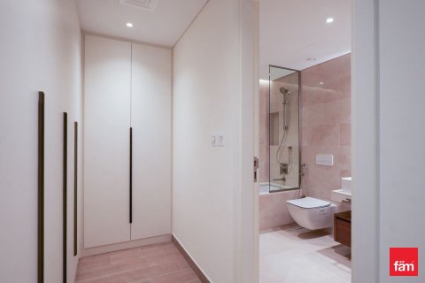 Apartment in Umm Suqeim, Dubai 3 bedrooms, 172 sq.m. № 84315 - photo 14