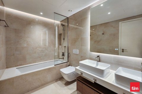 Apartment in Umm Suqeim, Dubai 3 bedrooms, 172 sq.m. № 84315 - photo 19