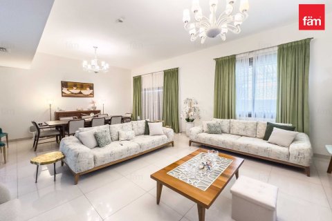 Townhouse in Al Furjan, Dubai 4 bedrooms, 226 sq.m. № 23704 - photo 1