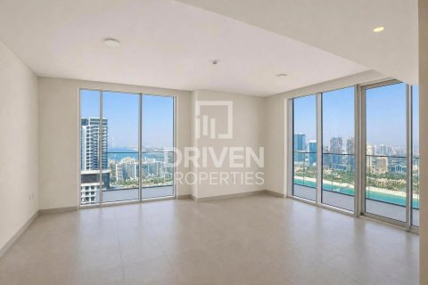 Appartement à EMAAR Beachfront, Dubai Harbour, Dubai, 4 chambres, 225.85 m², № 134236