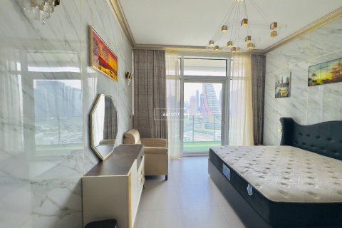 Apartment in Al Kifaf, Dubai 1 bedroom, 91.7 sq.m. № 42654 - photo 8