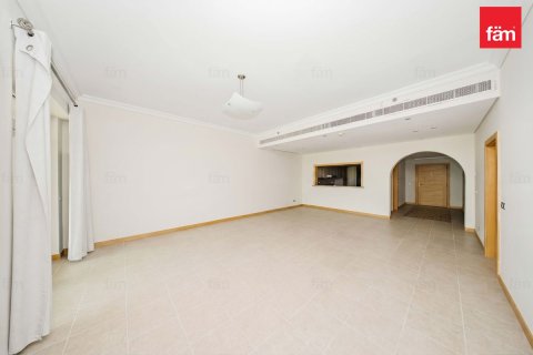 Apartment in Palm Jumeirah, Dubai 2 bedrooms, 191.8 sq.m. № 115402 - photo 3