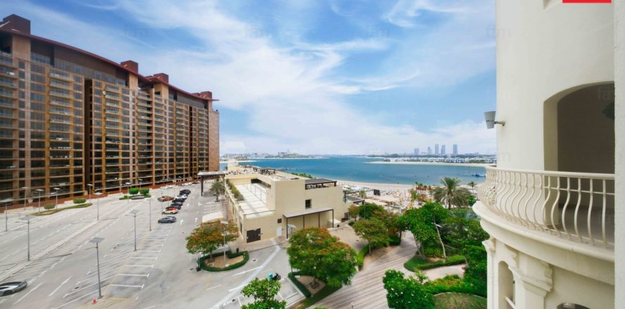 Apartment in Palm Jumeirah, Dubai 2 bedrooms, 191.8 sq.m. № 115402