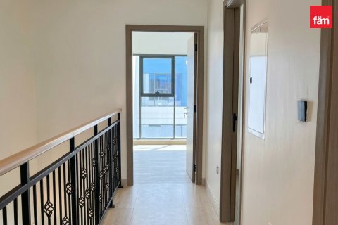 Townhouse in Dubai 3 bedrooms, 144 sq.m. № 115404 - photo 7