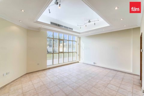 Villa en Al Barsha, Dubai, 5 dormitorios, 1394 m², № 85784 - foto 8