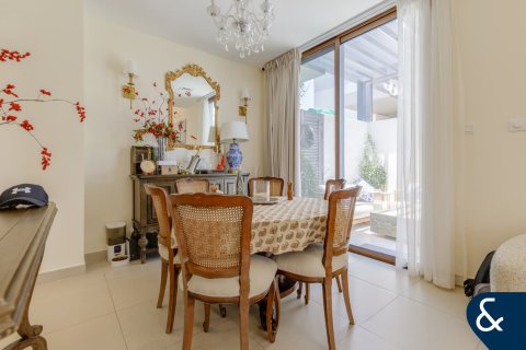 Villa en Maple 3, Dubai Hills Estate, Dubai, 4 dormitorios, 229 m², № 75532 - foto 9