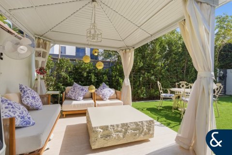 Купить виллу в Maple 3, Дубай Хилс Эстейт, Дубай: 4 спальни, 229м², № 75532 - фото 5