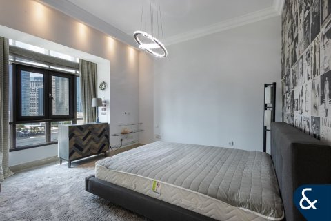 Apartment in Downtown Dubai (Downtown Burj Dubai), Dubai 3 bedrooms, 208 sq.m. № 75882 - photo 12