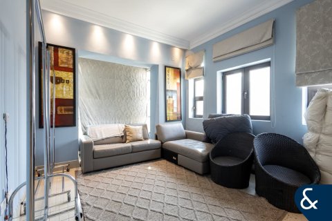 Apartment in Downtown Dubai (Downtown Burj Dubai), Dubai 3 bedrooms, 208 sq.m. № 75882 - photo 15