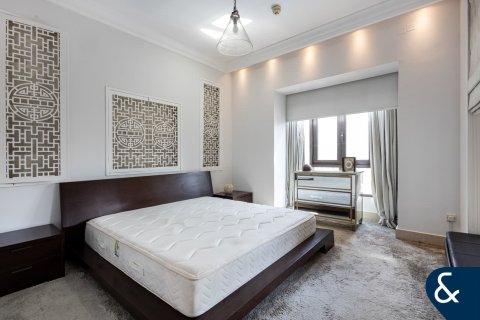 Apartment in Downtown Dubai (Downtown Burj Dubai), Dubai 3 bedrooms, 208 sq.m. № 75882 - photo 8