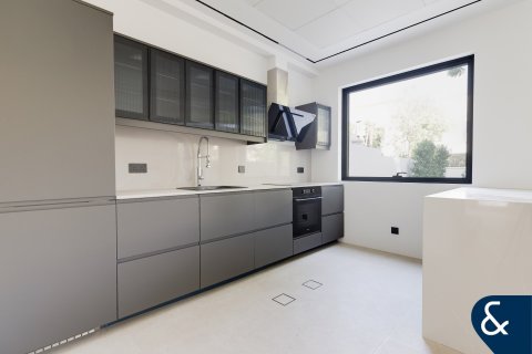 Купить виллу в The Springs, Дубай: 2 спальни, 157м², № 75883 - фото 5