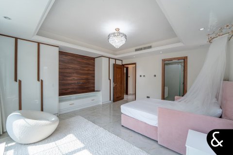 Купить виллу в Арабиан Ранчес, Дубай: 7 спален, 1159м², № 75884 - фото 12