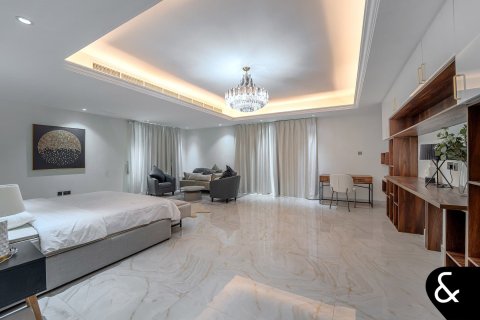 Купить виллу в Арабиан Ранчес, Дубай: 7 спален, 1159м², № 75884 - фото 15
