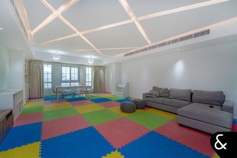 Купить виллу в Арабиан Ранчес, Дубай: 7 спален, 1159м², № 75884 - фото 22