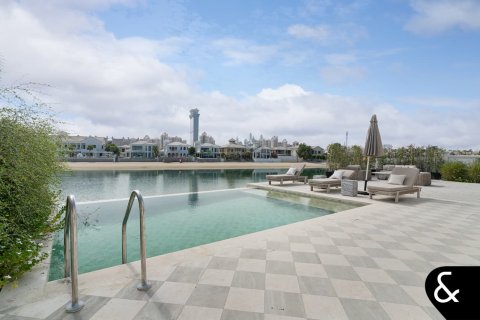 Villa en Garden Homes, Palm Jumeirah, Dubai, 5 dormitorios, 465 m², № 75894 - foto 2
