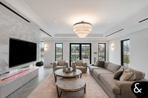 Villa en Garden Homes, Palm Jumeirah, Dubai, 5 dormitorios, 465 m², № 75894 - foto 4