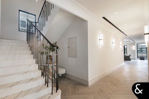 Villa en Garden Homes, Palm Jumeirah, Dubai, 5 dormitorios, 465 m², № 75894 - foto 10