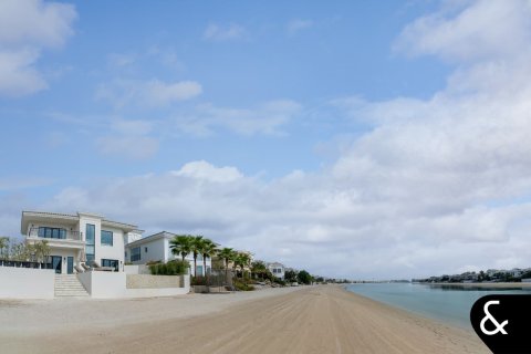 Villa en Garden Homes, Palm Jumeirah, Dubai, 5 dormitorios, 465 m², № 75894 - foto 23