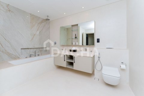 Apartment in Dubai Marina, Dubai 4 bedrooms, 343 sq.m. № 105120 - photo 19