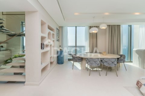 Apartment in Dubai Marina, Dubai 4 bedrooms, 343 sq.m. № 105120 - photo 7