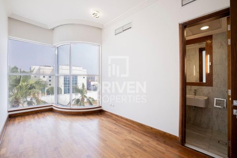 Купить виллу в Umm Suqeim 3, Умм-Сукейм, Дубай: 7 спален, 892м², № 19943 - фото 4