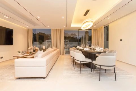 Villa en Dubai, 6 dormitorios, 915 m², № 5575 - foto 8