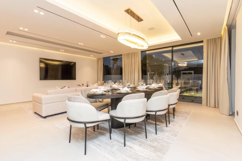 Villa en Dubai, 6 dormitorios, 915 m², № 5575 - foto 9