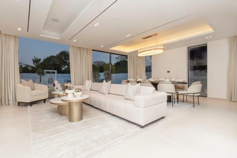 Villa en Dubai, 6 dormitorios, 915 m², № 5575 - foto 7