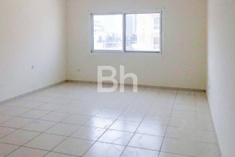 Купить квартиру в Джумейра Вилладж Серкл, Дубай: 2 спальни, 147м², № 24796 - фото 3
