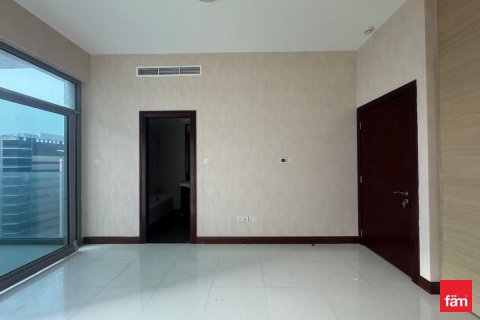 Снять в аренду квартиру в Дубае: 2 спальни, 144м², № 55941 - фото 11