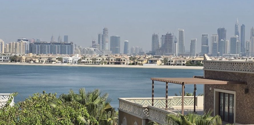 Apartment in Palm Jumeirah, Dubai 2 bedrooms, 186.5 sq.m. № 55939