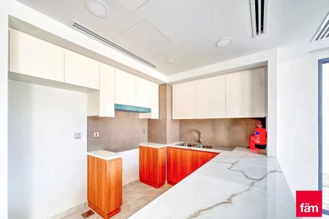 Adosado en Dubai, 4 dormitorios, 229.9 m², № 55938 - foto 3