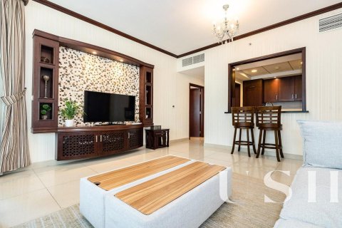 Apartment in 29 Burj Boulevard, Downtown Dubai (Downtown Burj Dubai), Dubai 2 bedrooms, 130 sq.m. № 39732 - photo 14