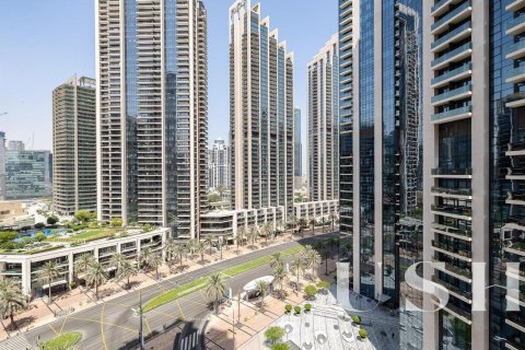 Apartment in 29 Burj Boulevard, Downtown Dubai (Downtown Burj Dubai), Dubai 2 bedrooms, 130 sq.m. № 39732 - photo 19
