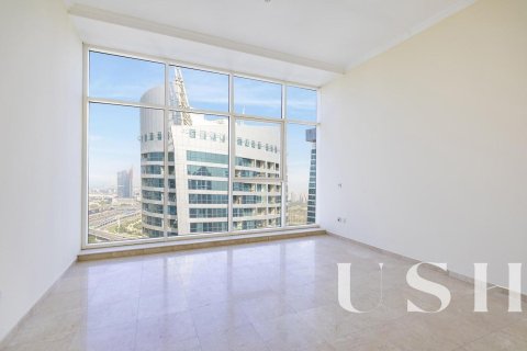 Apartment in Jumeirah Lake Towers, Dubai 5 bedrooms, 515 sq.m. № 39728 - photo 11
