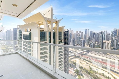 Apartment in Jumeirah Lake Towers, Dubai 5 bedrooms, 515 sq.m. № 39728 - photo 18
