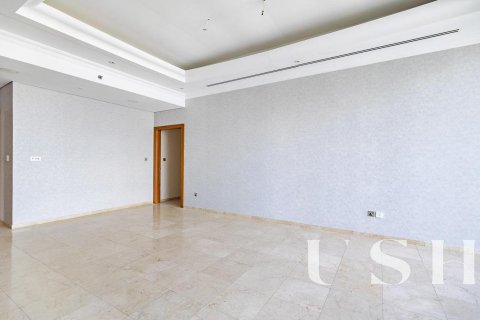Apartment in Jumeirah Lake Towers, Dubai 5 bedrooms, 515 sq.m. № 39728 - photo 15