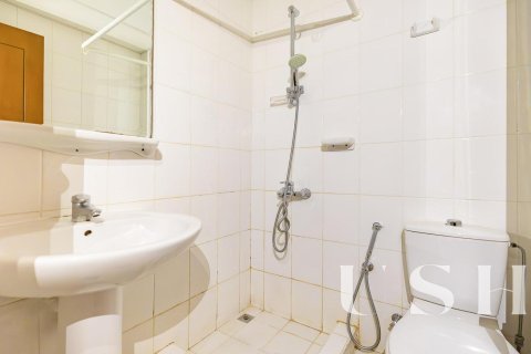 Apartment in Jumeirah Lake Towers, Dubai 5 bedrooms, 515 sq.m. № 39728 - photo 30