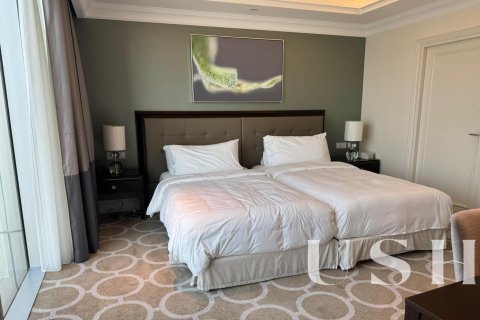 Apartment in Downtown Dubai (Downtown Burj Dubai), Dubai 2 bedrooms, 135 sq.m. № 39730 - photo 8