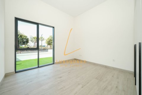 Villa à Murooj Al Furjan, Al Furjan, Dubai, 5 chambres, 624 m², № 111551 - photo 16