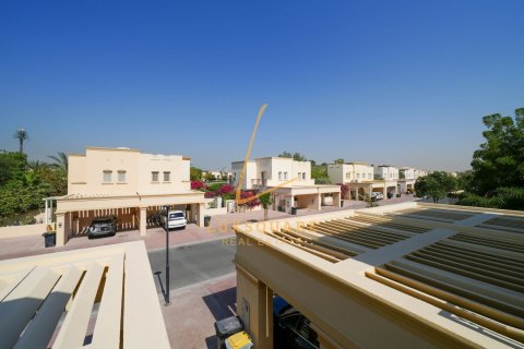 Villa in The Springs, Dubai 2 bedrooms, 186 sq.m. № 111552 - photo 3
