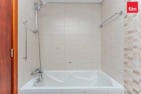 Apartamento en Dubai Media City, Dubai, 4 dormitorios, 311.5 m², № 114264 - foto 17