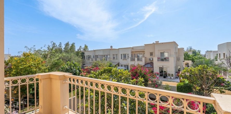 Villa à Dubai, 3 chambres, 227.6 m², № 114270