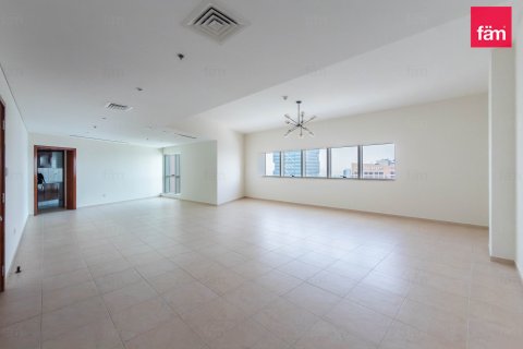 Apartment in Dubai Media City, Dubai 3 bedrooms, 270.1 sq.m. № 114269 - photo 15